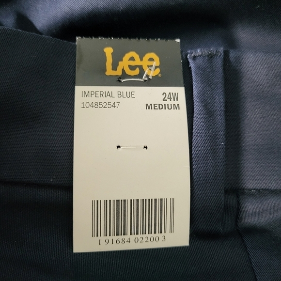 Lee Plus Size Relaxed Fit Straight Leg Pant Size 24W NWT - Picture 8 of 11